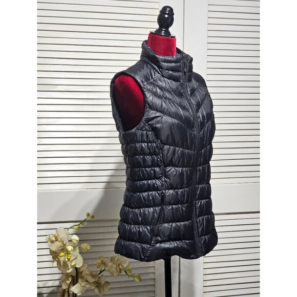 Athleta Women's Black Nylon Shell Puffer Downalicious Deluxe Vest Size M 2987 - Picture 3 of 13